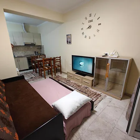 Green Apartment *
